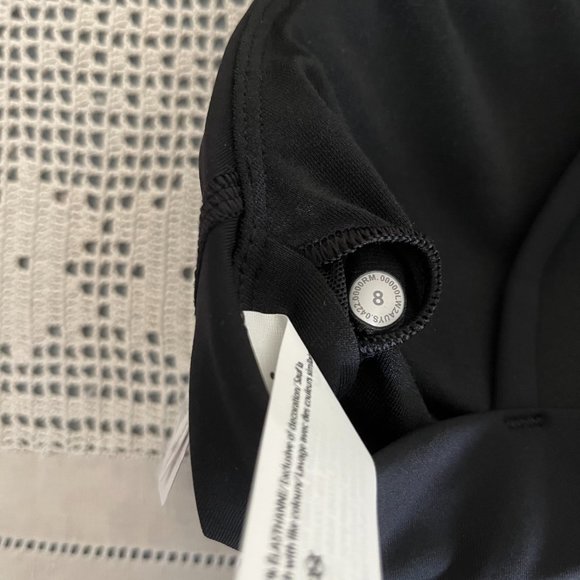 NEW with tags Lululemon Energy Longline Bra Black size 8 - Picture 9 of 9